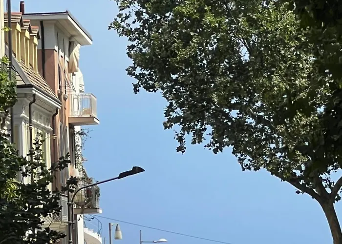 Lualdi شقة سانريمو